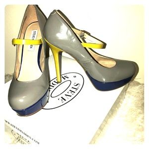 Steve Madden Color-block pump